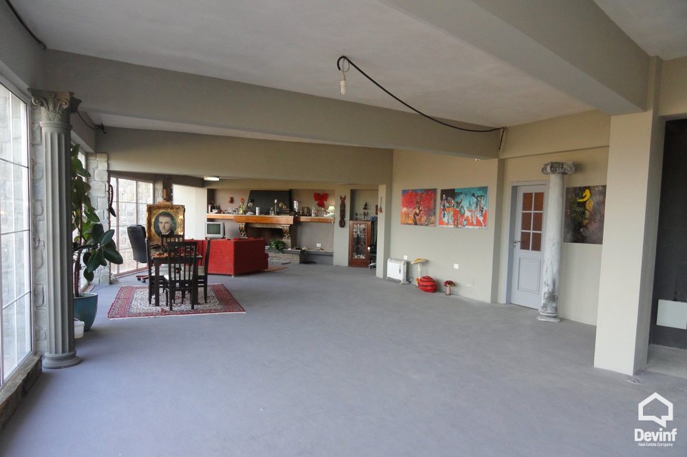 Tirane For Sale Bar-Restaurant  Petrele 