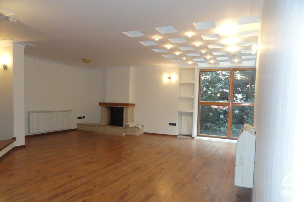 Tirane For Sale Apartment 4+1+G Duplex apartment located close to Sportiv Club Dinamo Apartment