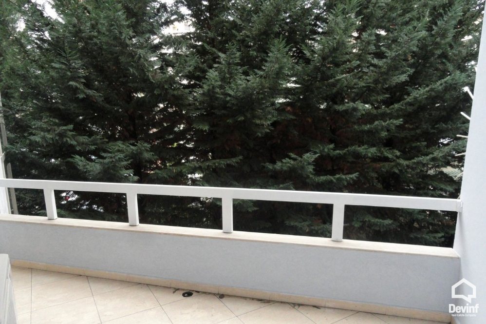 Tirane Qera Apartament 4+1+G Apartament dubleks prane Klubit Sportiv Dinamo apartament