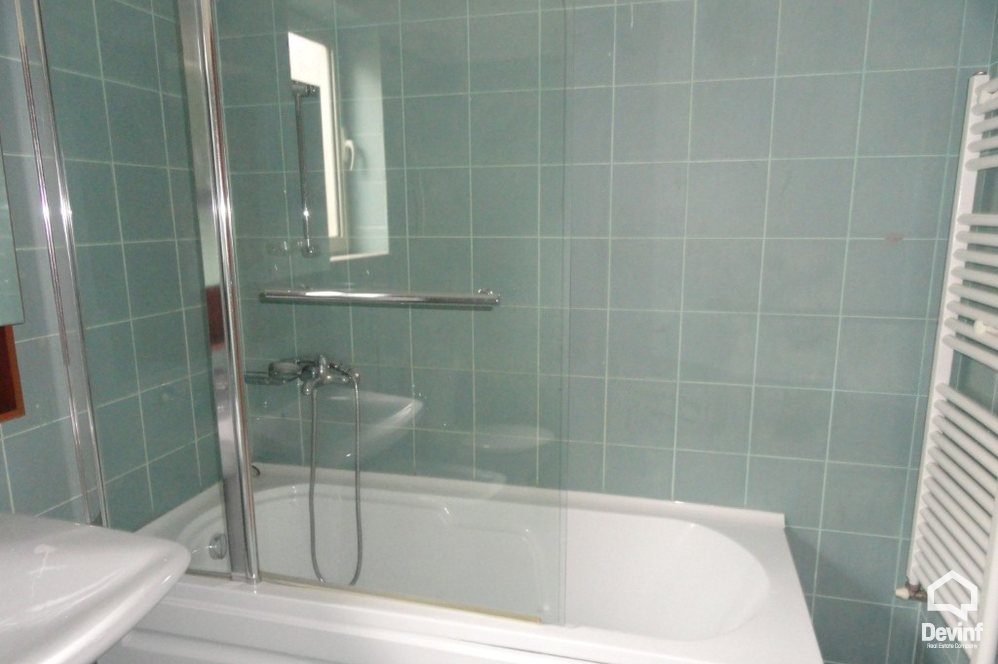 Tirane Qera Apartament 4+1+G Apartament dubleks prane Klubit Sportiv Dinamo apartament