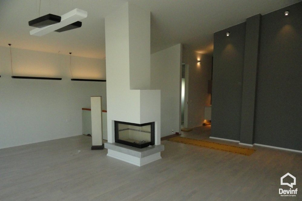 Tirane For Rent Villa 4+1+A Villa in Farka District Villa Residential Complex