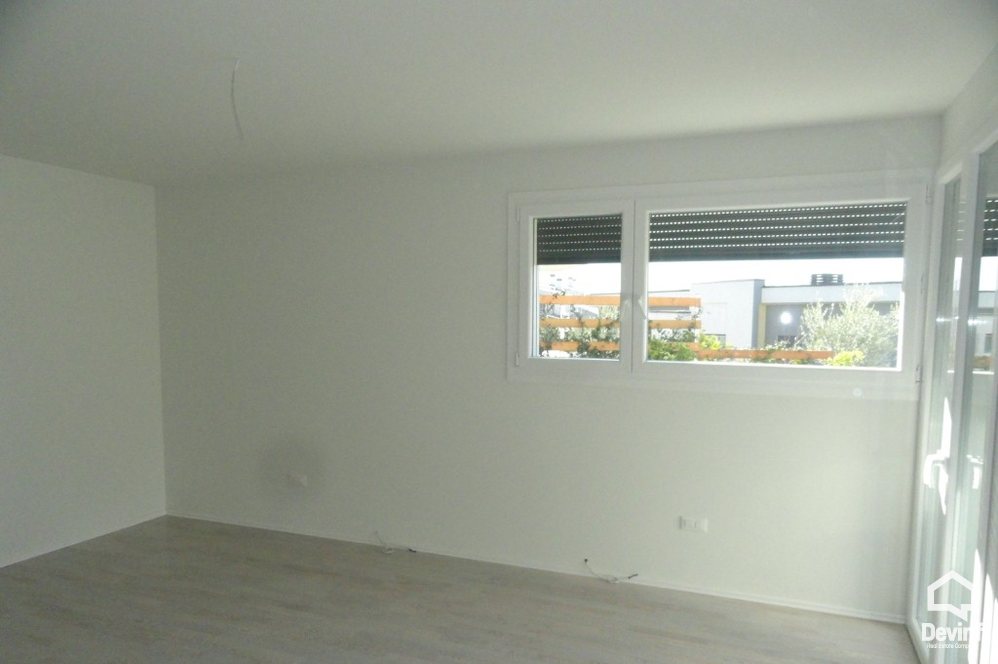 Tirane For Rent Villa 4+1+A Villa in Farka District Villa Residential Complex