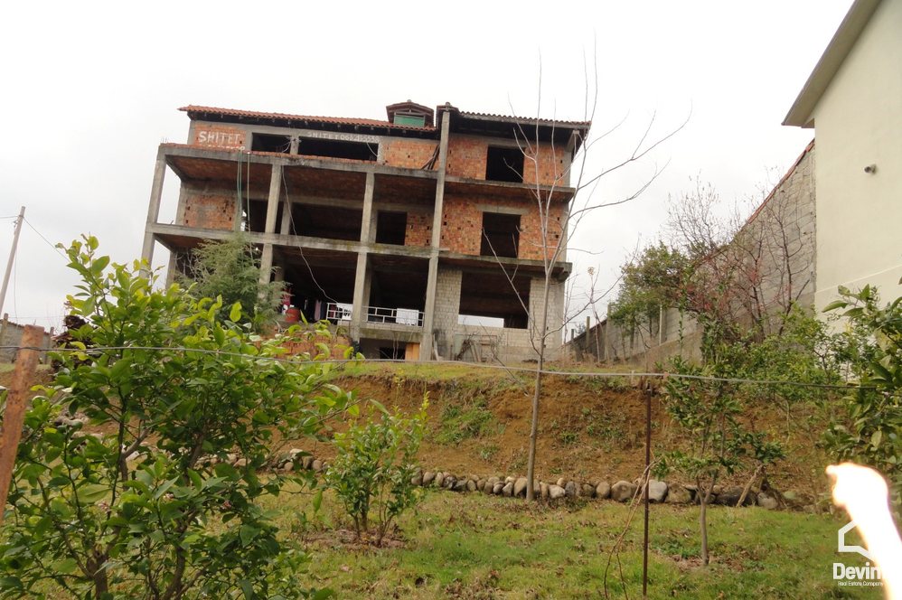 Tirane Shitje Vile Me shume se 4 dhoma Prane TEG zyre spa klinike dentare qender estetike