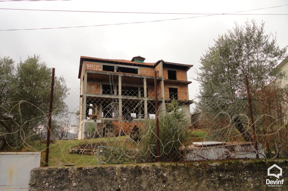 Tirane Shitje Vile Me shume se 4 dhoma Prane TEG zyre spa klinike dentare qender estetike