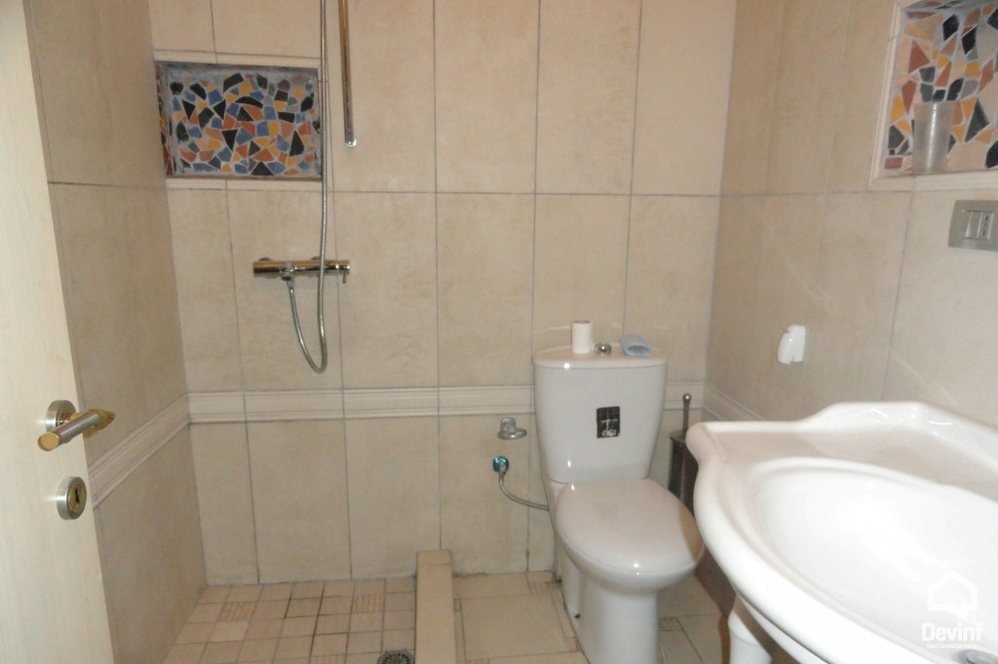 Tirane Qera Apartament 2+1+A Apartament prane Klubit Sportiv Dinamo apartament