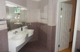 Ne Shitje Apartament Me shume se 4 dhoma Apartamenti ndodhet ne Unazen e RE Tirane