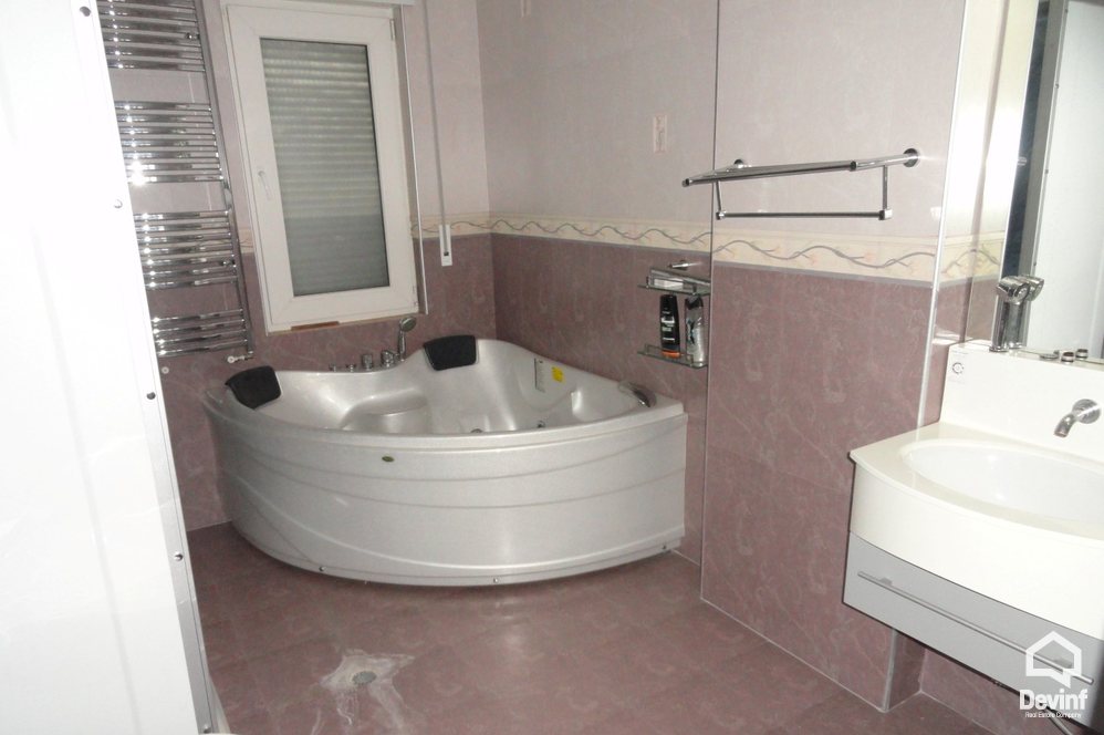 Tirane For Sale Apartment Me shume se 4 dhoma New building near the New Ring of Tirane Apartment