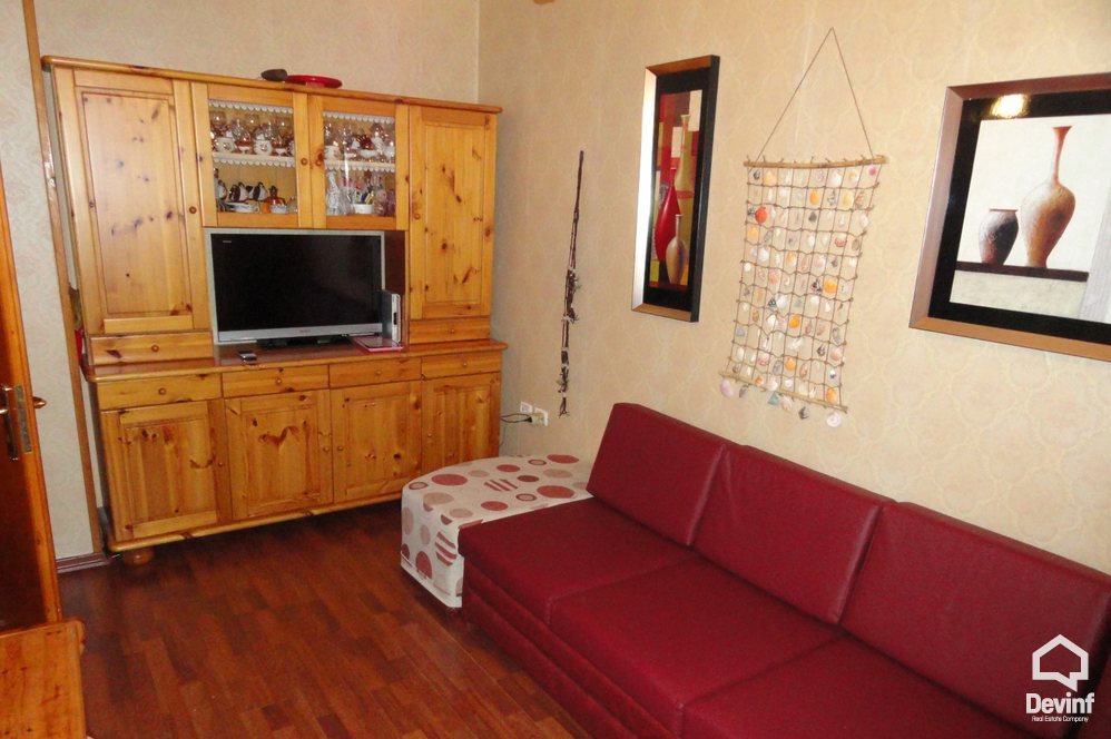 Tirane Shitje Apartament 3+1+A Pallati ndodhet prane rruges Myslym Shyri apartament