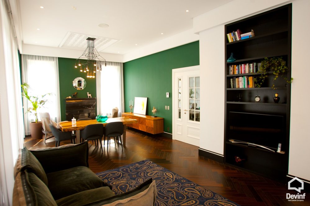 Tirane For Sale Villa 4+1+G House in a residential compound in Tirana periphery Residential Complex