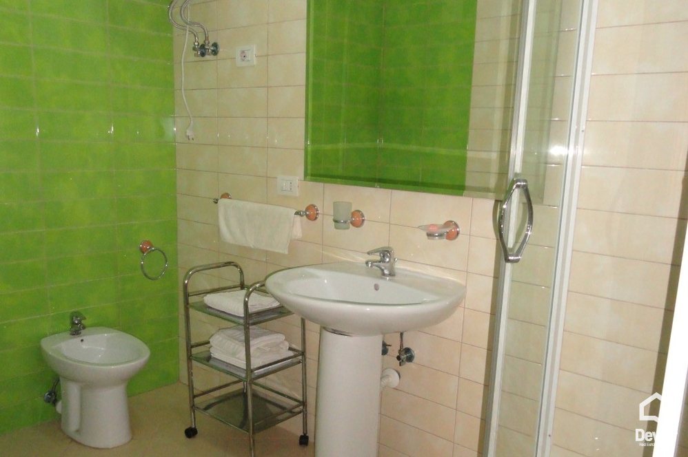 Tirane Qera Apartament 2+1+A Apartament ne Rr. Elbasanit apartament