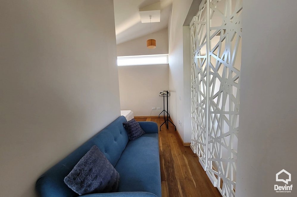 Tirane For Rent Villa Me shume se 4 dhoma Villa located in a residential complex in Sauk, near Tirana East Gate center Villa Residential Complex