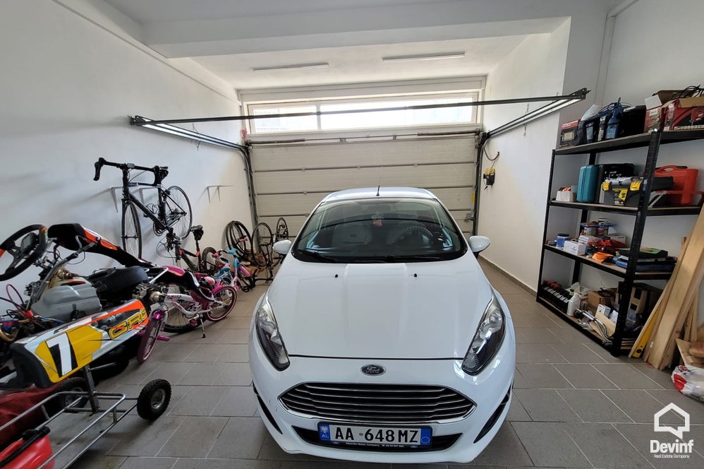 Tirane For Rent Villa Me shume se 4 dhoma Villa located in a residential complex in Sauk, near Tirana East Gate center Villa Residential Complex