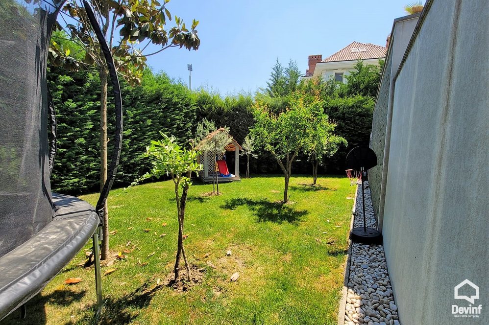 Tirane For Rent Villa Me shume se 4 dhoma Villa located in a residential complex in Sauk, near Tirana East Gate center Villa Residential Complex