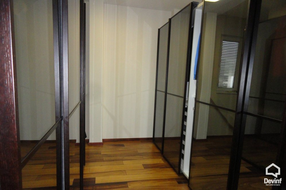 Tirane For Sale Apartment 4+1+G New building located near the Albanian Radio and Television Apartment