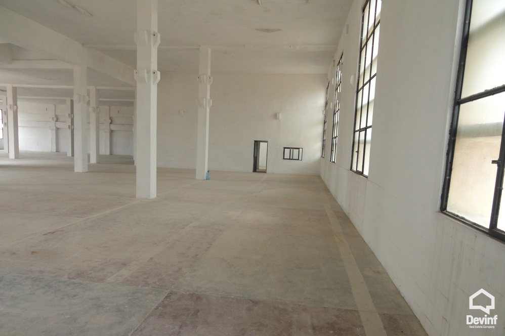 Tirane For Rent Warehouse  In the old industrial area of Tirana Warehouse