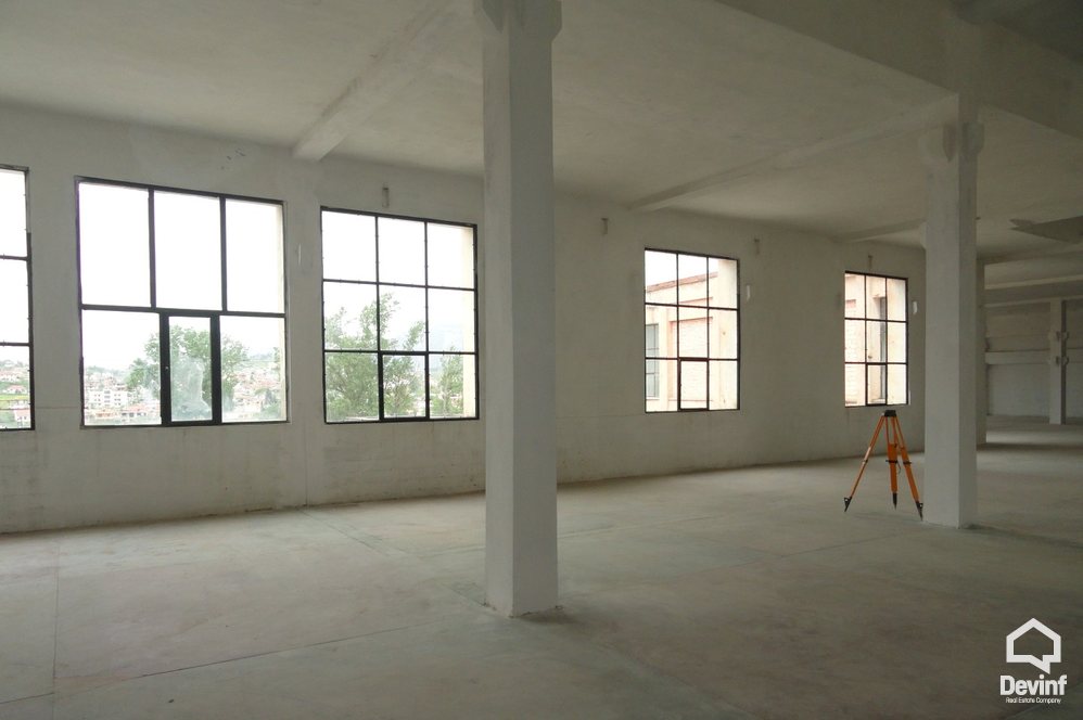 Tirane For Rent Warehouse  In the old industrial area of Tirana Warehouse