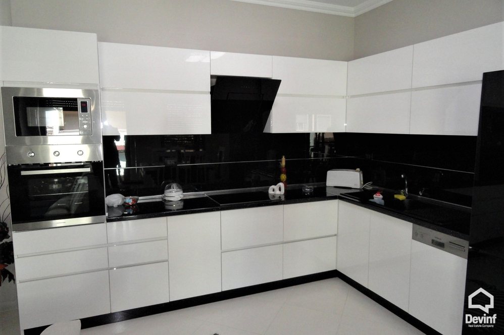 Tirane For Rent Apartment 2+1+A Apartment in Str. Durresit Apartment
