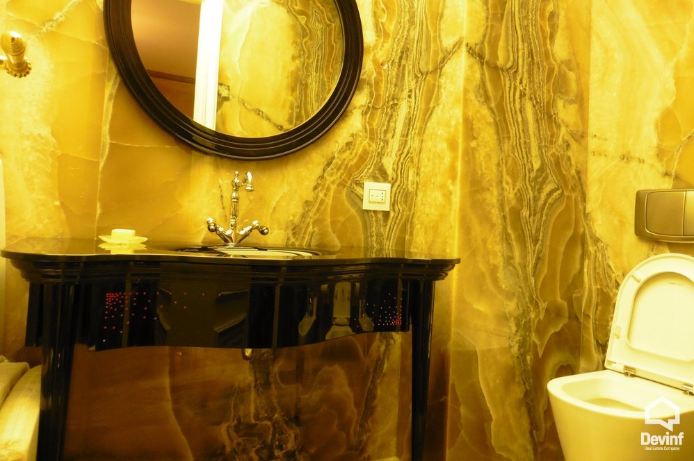 Tirane Qera Zyre  Ne Bulevardin Gjergj Fishta Zyre