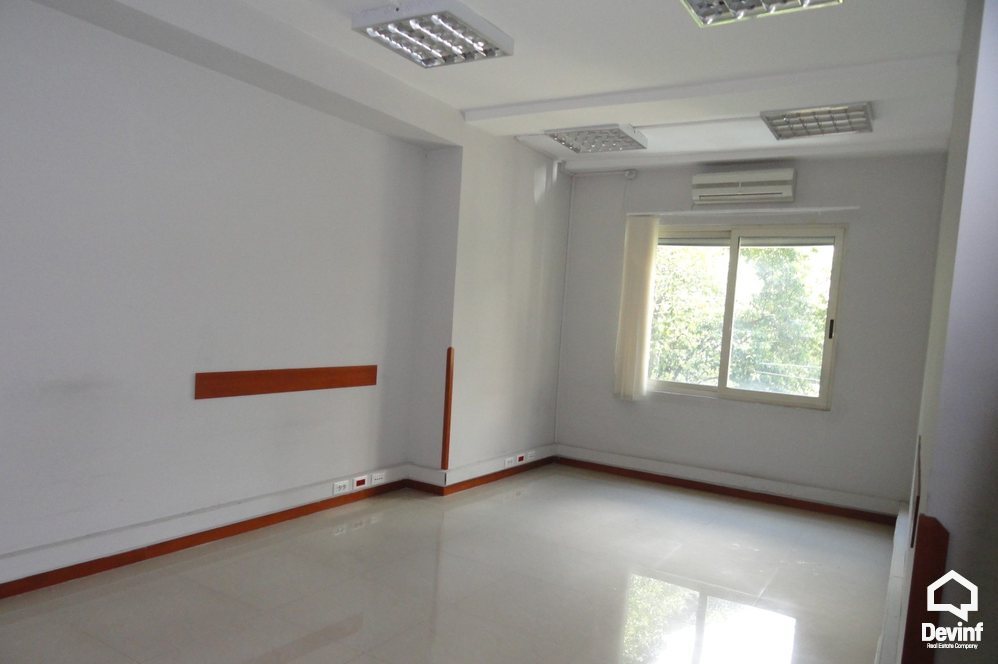 Tirane Qera Zyre  Zyra ne zonen e Bllokut zyre