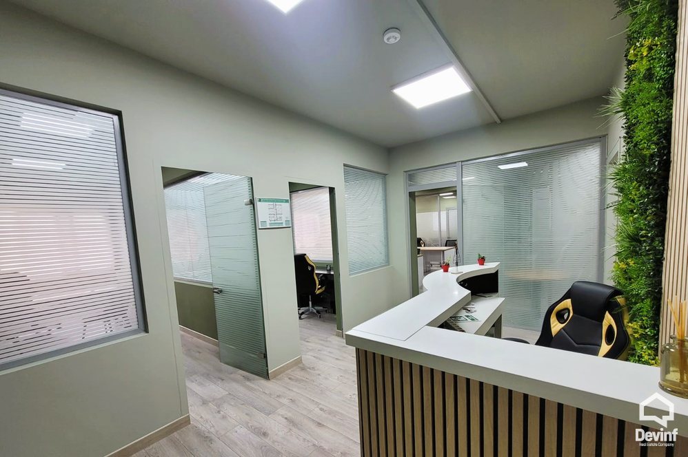 Tirane Qera Zyre  Zyre ne zonen e Bllokut zyre call center klinike