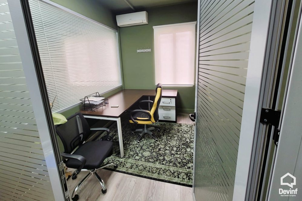Tirane Qera Zyre  Zyre ne zonen e Bllokut zyre call center klinike