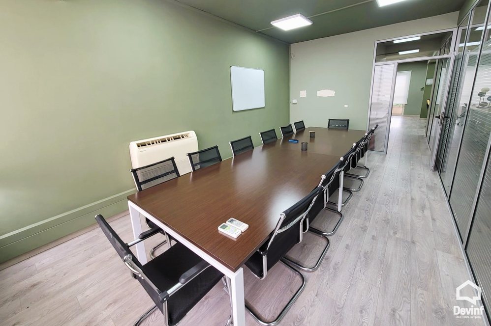 Tirane Qera Zyre  Zyre ne zonen e Bllokut zyre call center klinike