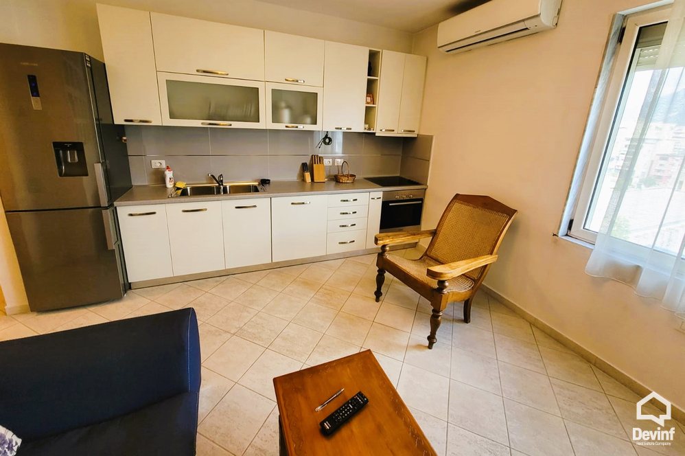 Tirane Qera Apartament 1+1+A Apartament ne Bulevardin Zhan Dark apartament