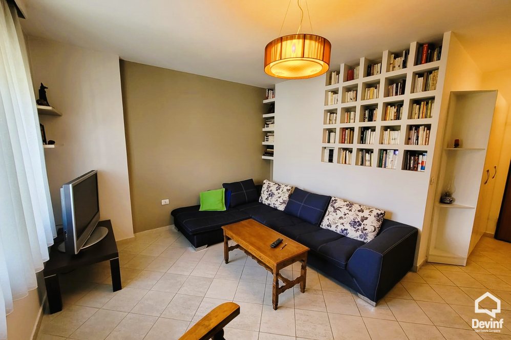 Tirane Qera Apartament 1+1+A Apartament ne Bulevardin Zhan Dark apartament