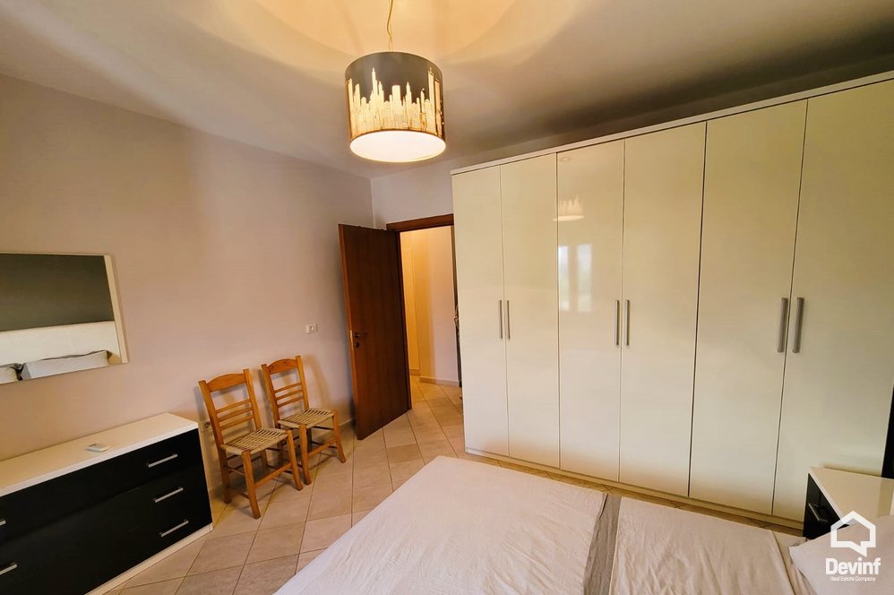 Tirane Qera Apartament 1+1+A Apartament ne Bulevardin Zhan Dark apartament