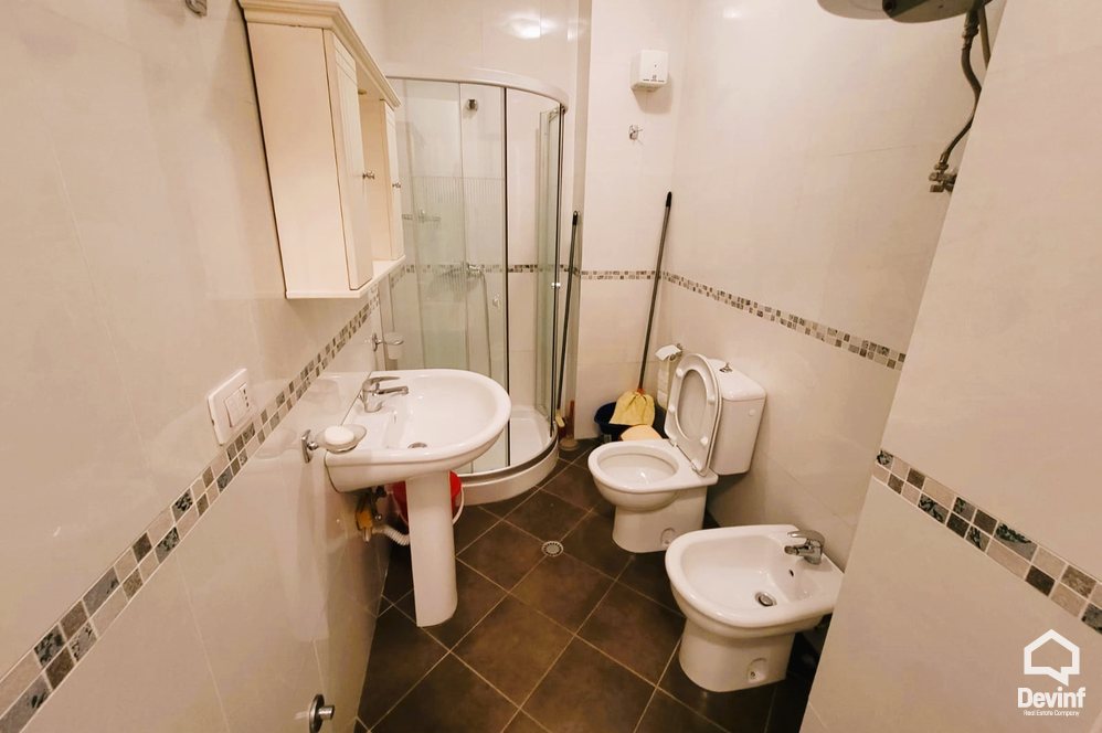 Tirane Qera Apartament 1+1+A Apartament ne Bulevardin Zhan Dark apartament