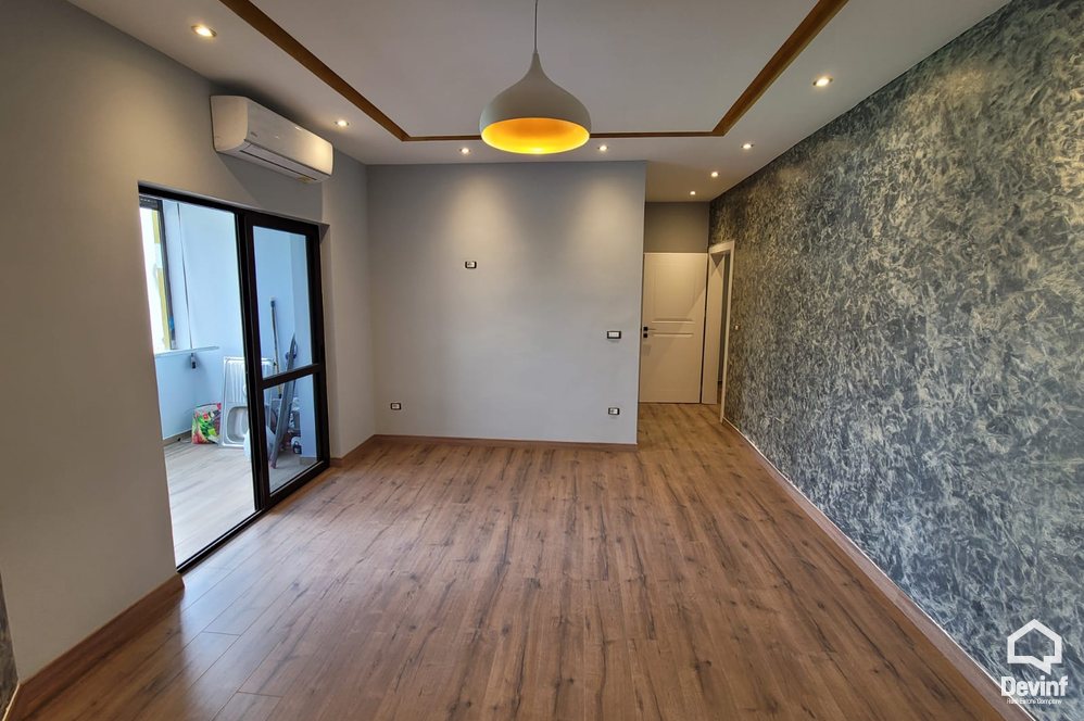 Tirane Qera Zyre 3+1+A Zyre ne Bulevardin Gjergj Fishta shume parne zones se Bllokut zyre