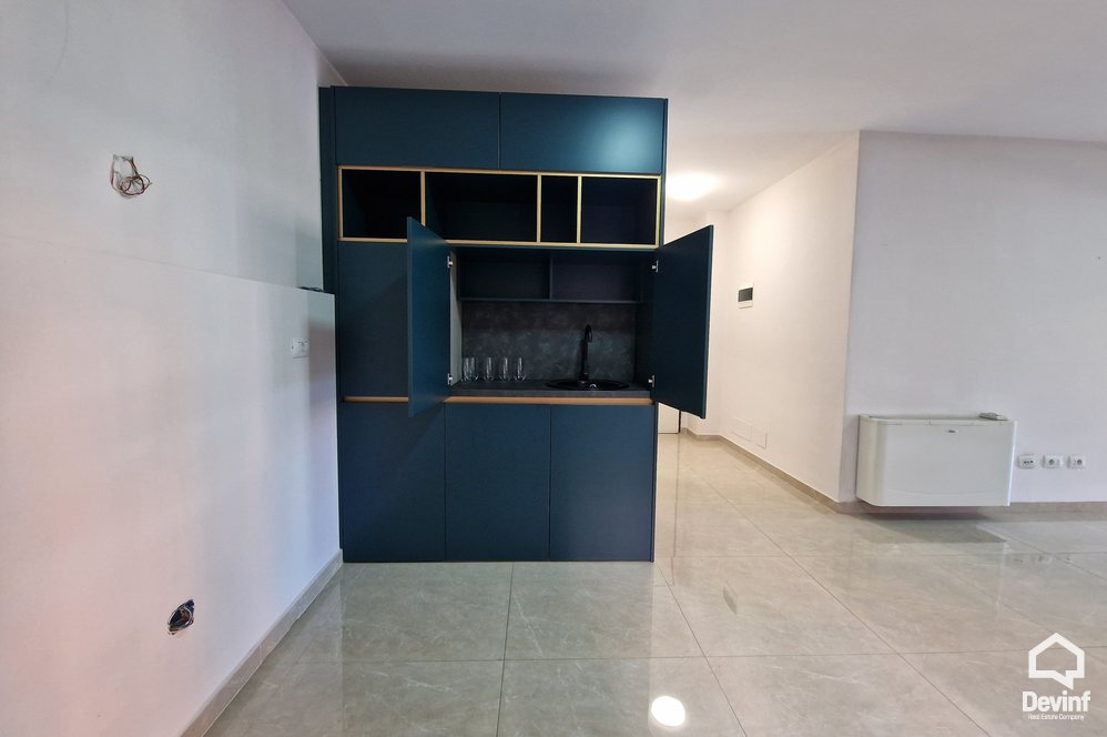 Tirane Qera Zyre 1+1 Rruga Myslym Shyri, prane Gjykates se Larte apartament zyre