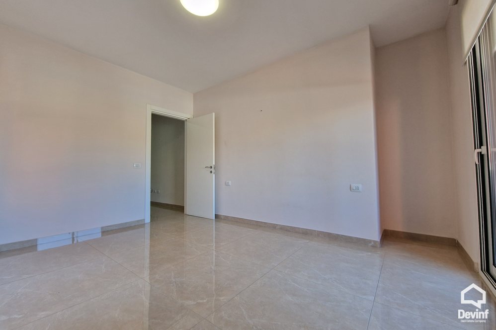 Tirane Qera Zyre 1+1 Rruga Myslym Shyri, prane Gjykates se Larte apartament zyre