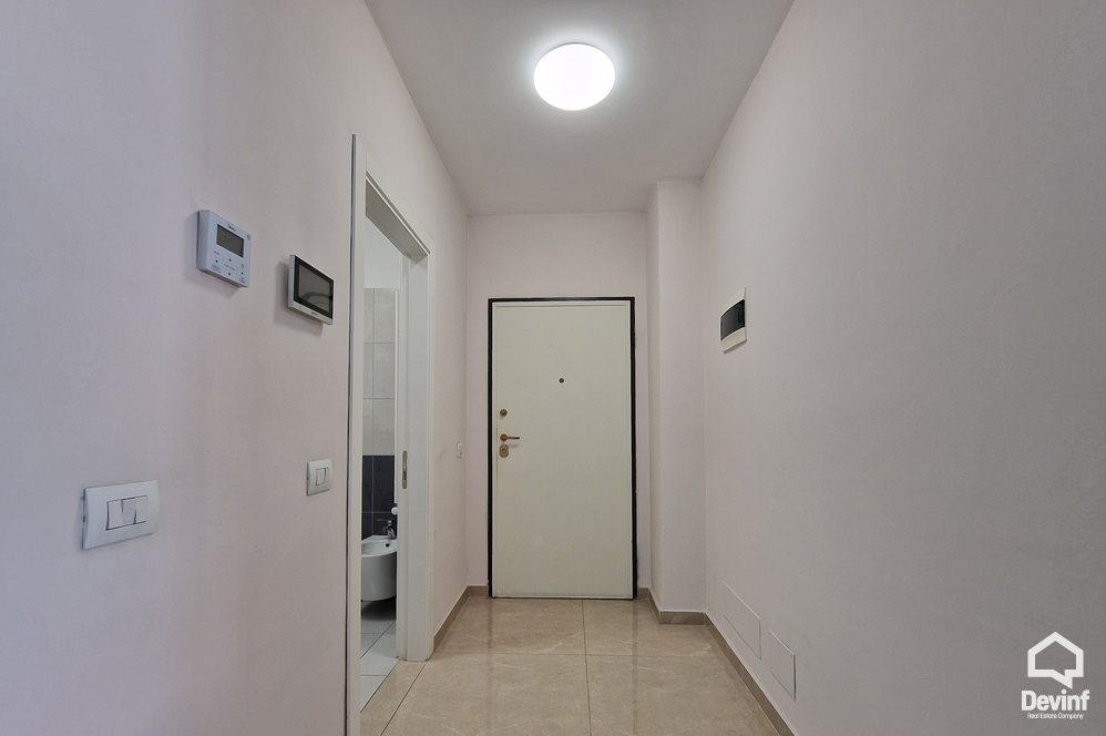 Tirane Qera Zyre 1+1 Rruga Myslym Shyri, prane Gjykates se Larte apartament zyre