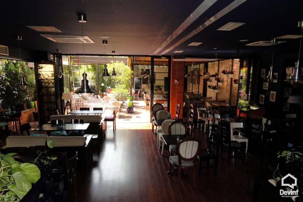 Tirane For Sale Bar-Restaurant  Mine Peza Street 