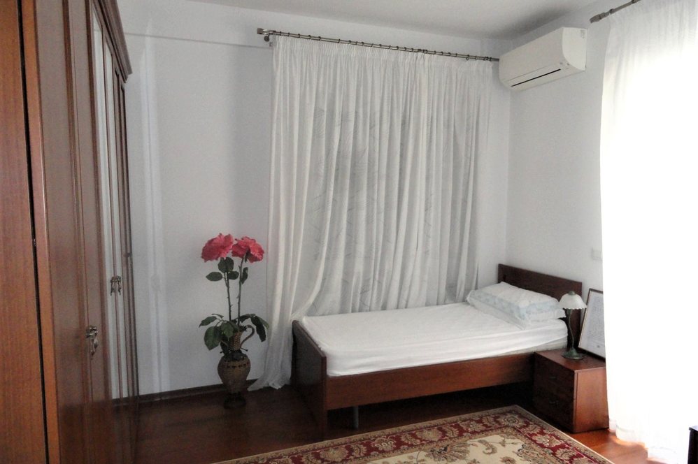 Tirane For Rent Apartment 2+1+A Apartment close to Kavaja Street Apartment