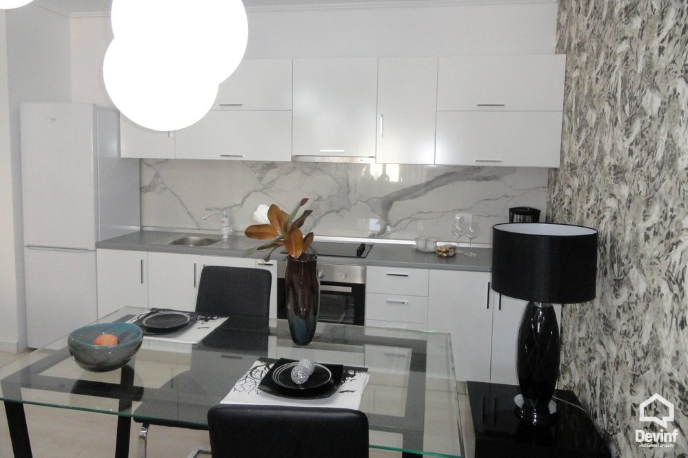 Tirane Qera Apartament 1+1+A Pallat i ri ne zonen e Tiranes se Re. apartament