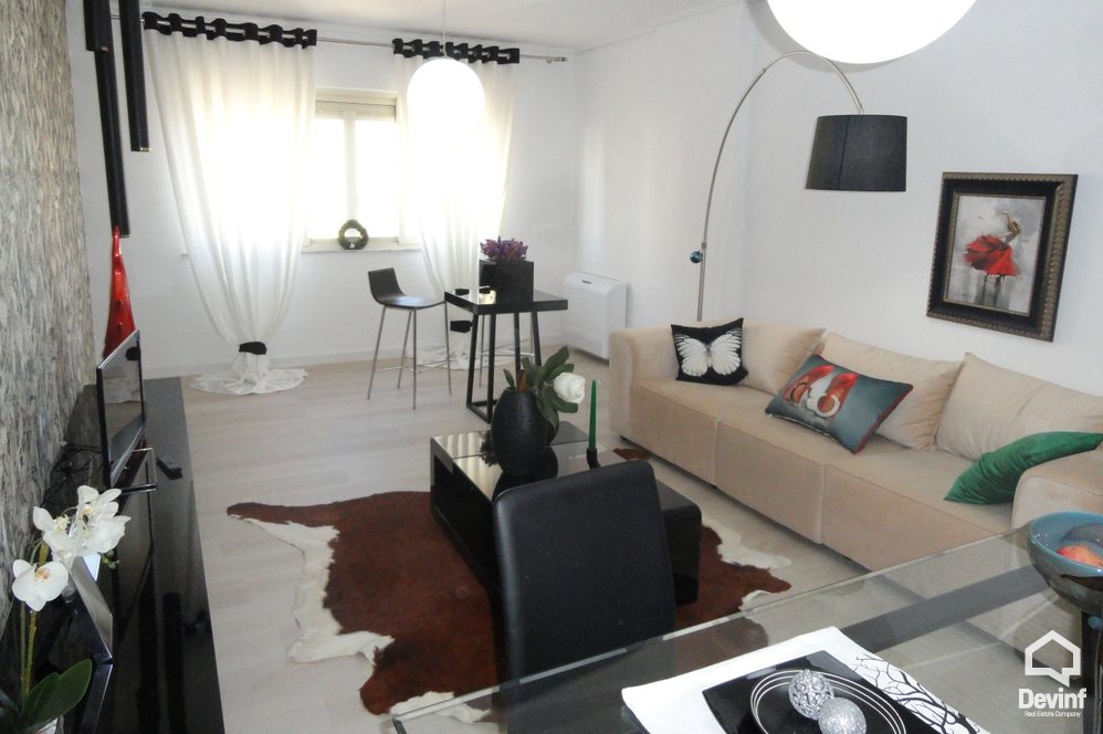 Tirane Qera Apartament 1+1+A Pallat i ri ne zonen e Tiranes se Re. apartament