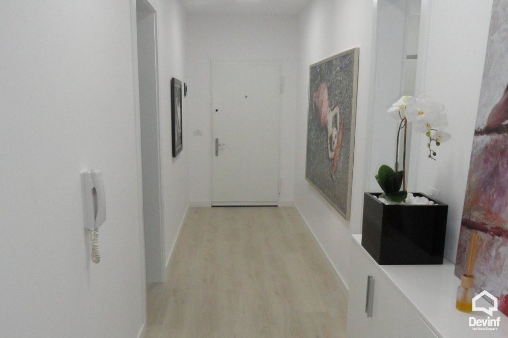 Tirane Qera Apartament 1+1+A Pallat i ri ne zonen e Tiranes se Re. apartament