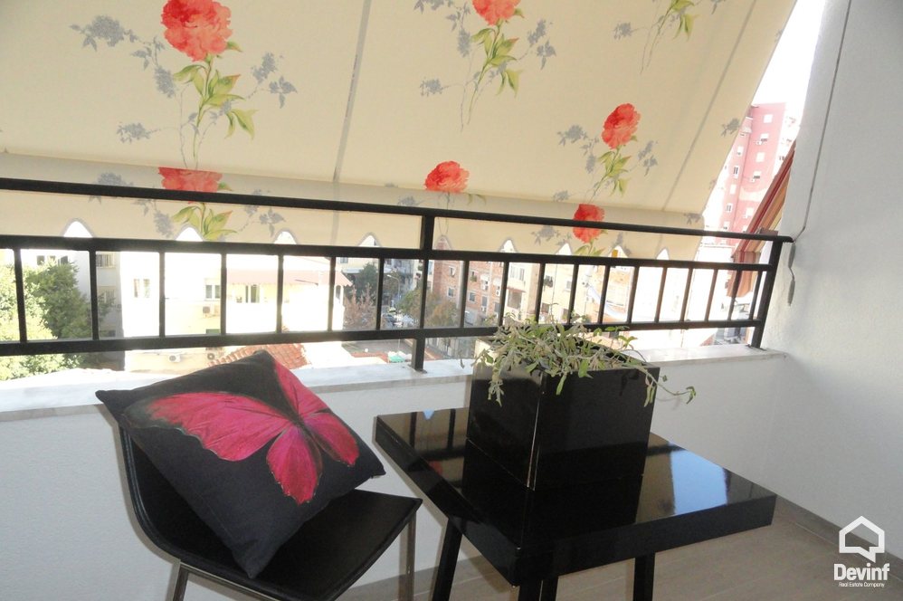 Tirane Qera Apartament 1+1+A Pallat i ri ne zonen e Tiranes se Re. apartament
