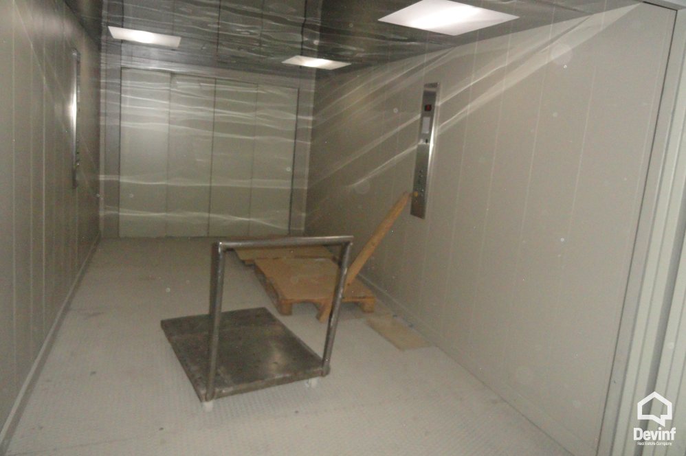 Tirane For Sale Basement/Garage  Located close to Stadium Selman Stermasi Semibasement