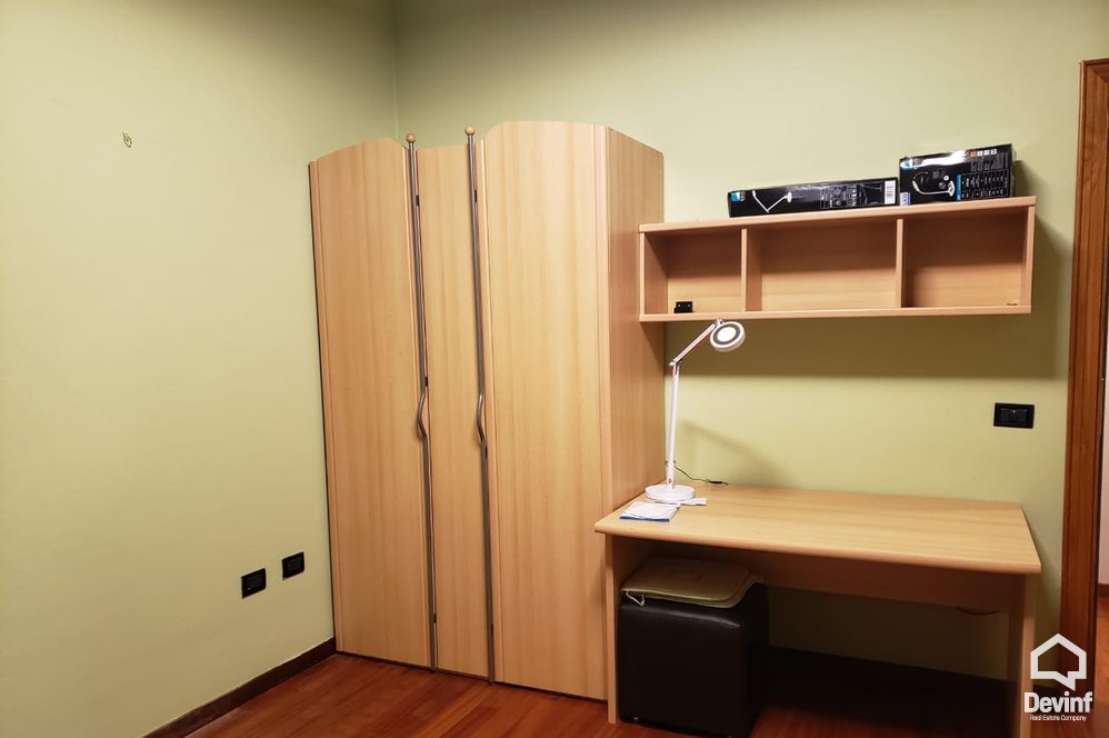 Tirane Qera Apartament 3+1+G Apartamenti ndodhet prane Klubit Sportiv Dinamo apartament