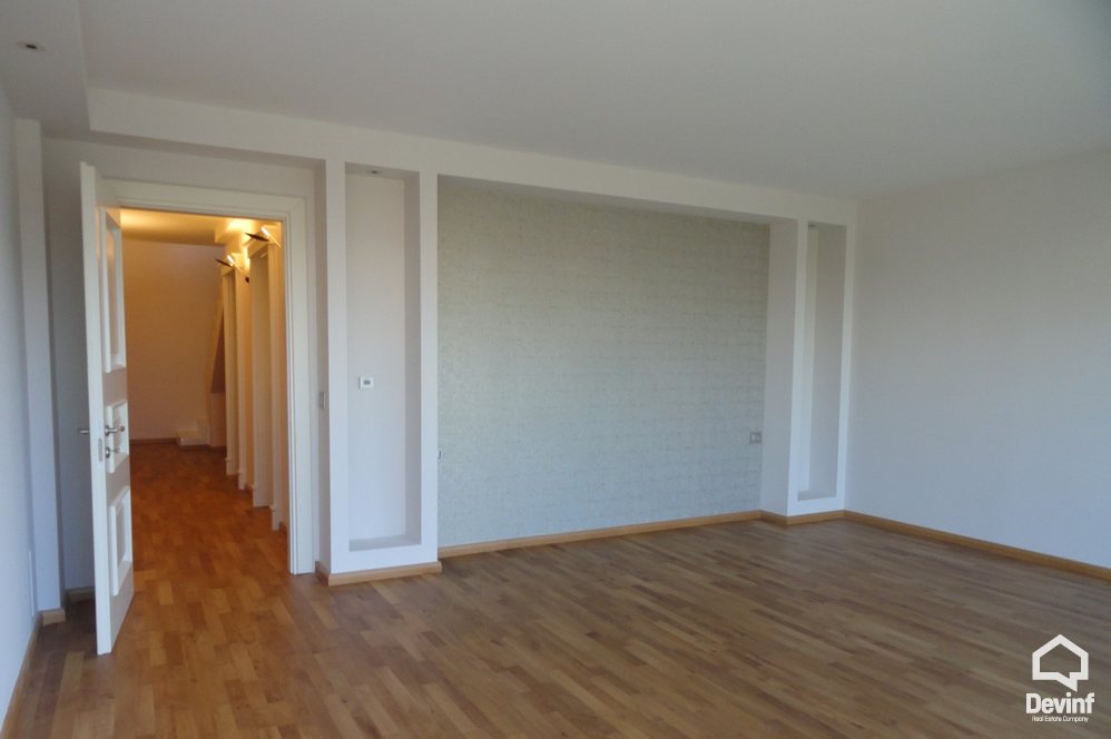 Tirane For Rent Villa Me shume se 4 dhoma Villa in a residential compound located in Farka area  Residential Complex
