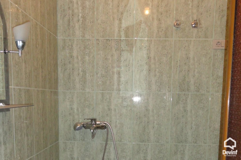 Tirane For Sale Villa 2+1+A This property is located near TEG center, in Farka area. 