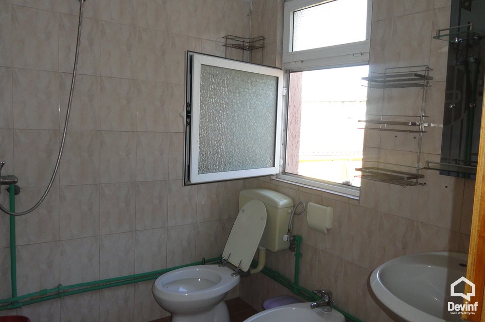 Tirane Shitje Apartament 2+1+A Prona ndodhet prane Institutit Harry T. Fultz apartament