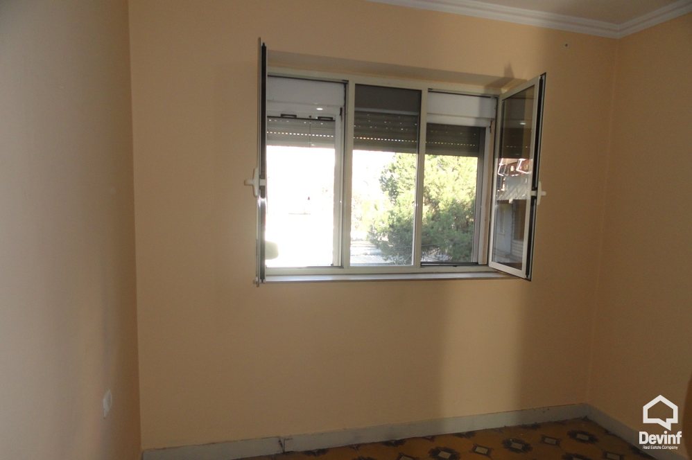 Tirane For Rent Office 3+1+A Apartment in Str. Myslym Shyri Apartment Office