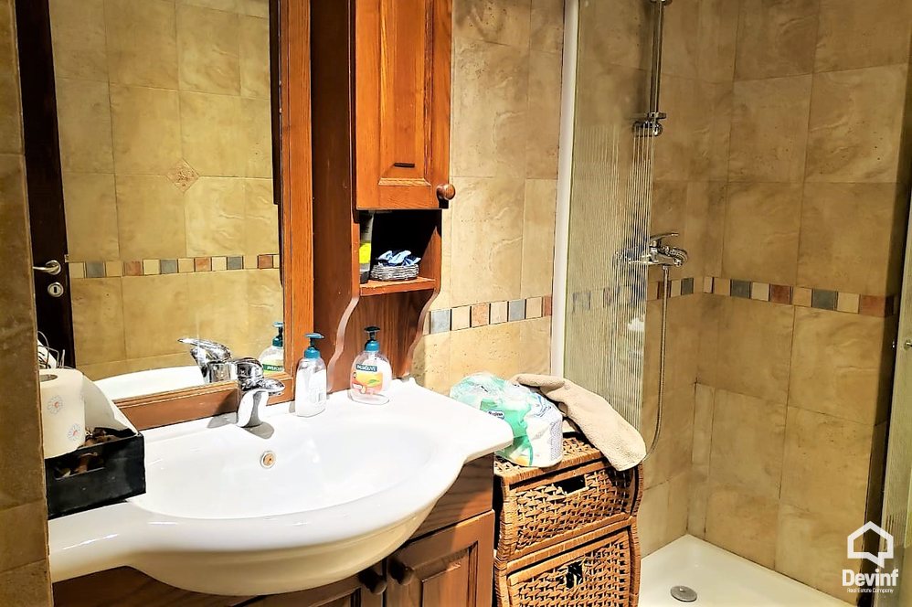Tirane Shitje Apartament 2+1+A Pallat i ri prane gjimnazit Petro Nini Luarasi apartament