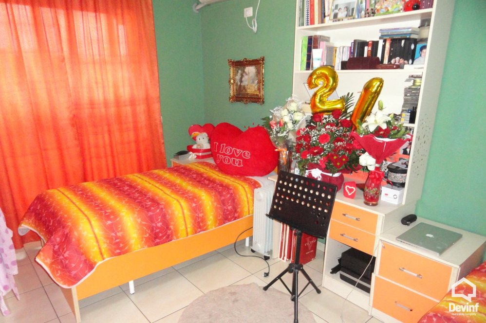 Tirane Shitje Apartament 2+1+G Pallati ndodhet prane Tregut Elektrik apartament