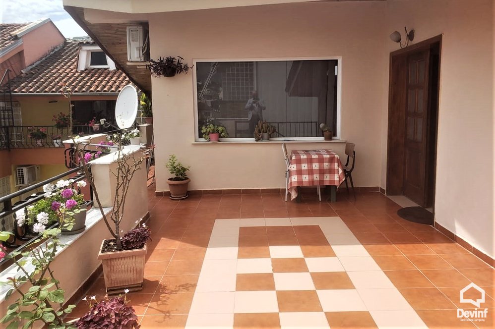 Tirane Qera Apartament 1+1+G Apartament papafingo ne Rr.Elbasanit apartament papafingo
