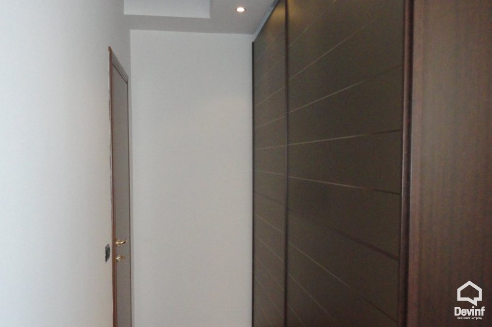 Tirane Qera Apartament 2+1+A Apartament ne zonen e Bllokut apartament